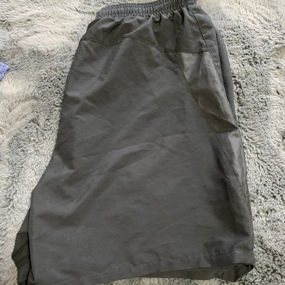 Reebok Shorts - Picture 1 of 4